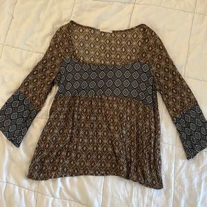 Millibon multicolored flowy quarter sleeve peplum blouse